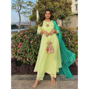 Ensemble de costume en mousseline de rayonne vert pistache pour femmes - Taille XS - Product Image 1