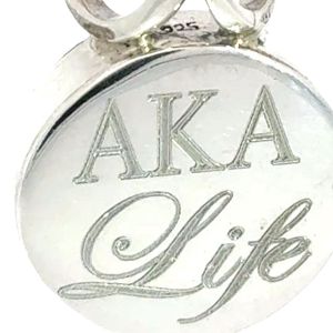 Collier Pendentif Rond Infini AKA Life, Bijou Plaqué Or Élégant pour Femme, Accessoire de Mode de Luxe Symbole d'Élégance - Product Image 6