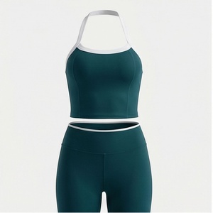 Conjunto de yoga sin costuras para mujer al por mayor: sujetador deportivo elástico con tiras y shorts fruncidos, 2 piezas para fitness y gimnasio - Product Image 1