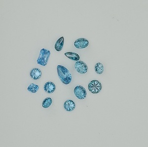 พลอยสังเคราะห์สีน้ำเงินเข้มทรงลูกแพร์ ทรงกลม ทรงรี แบบคละขนาด ขายส่ง สำหรับทำเครื่องประดับ คุณภาพ VS ผลิตในห้องปฏิบัติการด้วยวิธี CVD และ HPHT - Product Image 3