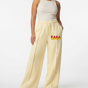 Pantalon de survêtement large pour femme, couleur crème, taille haute, cordon de serrage, coupe ample, en coton respirant, décontracté, impression de logo personnalisée - Product Image 1