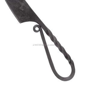 Vente en gros de couteaux forgés de haute qualité couteau de cuisine médiéval couteaux viking avec peau de vache couverture noire - Product Image 2