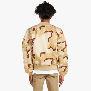 Veste de baseball universitaire en laine bleu marine avec manches en cuir et patch brodé personnalisé pour l'école et le collège - Product Image 4