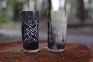 Taza Hecha a Mano de Cuerno de Búfalo Ecológica |   Jarra Vikinga Natural de Cuerno de Buey para Beber Cerveza, Vino o Hidromiel |   Artículos Artesanales de Estilo Americano - Product Image 4