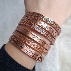 Brazalete Terapéutico de Cobre Puro con Cable Trenzado de Múltiples Hilos, Hecho a Mano, con Grabado, Joyería de Lujo - Product Image 4