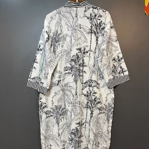 Bata Kimono de Algodón Suave y Transpirable con Estampado de Dibujos Animados para Mujer, Ropa de Estar por Casa de Verano Hecha a Mano, ODM, Cuello en V, Cintura Elástica, Camisón Completo - Product Image 3