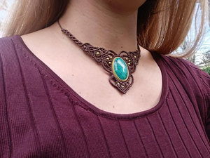 Collier en macramé turquoise fait main, pendentif en macramé violet complexe, bijoux bohèmes tribaux en pierres précieuses de guérison pour femmes - Product Image 3