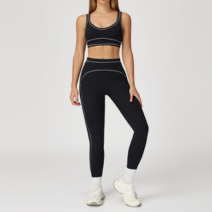 Vente directe usine – Nouveaux ensembles soutien-gorge et shorts de sport de luxe pour femmes, respirants, séchage rapide, pour l'entraînement et le fitness - Product Image 1