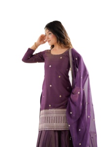 Conjunto de Kurti Sharara de Diseño Tradicional para Mujer, Color Morado, Ropa Étnica para Boda, Traje Salwar de Seda Chanderi Indio Bordado con Dupatta - Product Image 1