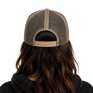 Gorra trucker unisex de malla bicolor, gorra trucker clásica de malla para uso diario, informal y al aire libre, ajustable. - Product Image 3