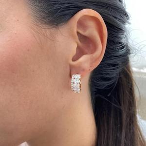 Boucles d'oreilles créoles ovales et en forme de poire pour femme, en or jaune 14 carats, avec diamants naturels, style Huggie, de luxe, pour mariée et anniversaire - Product Image 4