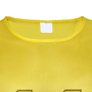 Chaleco de Entrenamiento de Fútbol Unisex para Adultos, 100% Poliéster, Tejido de Malla Transpirable, Protección UV, Secado Rápido, Personalizable con Nombre de Equipo, Logotipo y Posición - Product Image 4