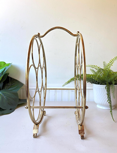 Support à vin en métal, porte-bouteilles rond pour 7 bouteilles avec fil métallique circulaire, présentoir de rangement pour vin pour la maison, le bar, la cuisine, la salle à manger - Product Image 4