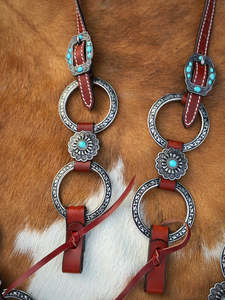 Sillín Western Ligero de Cuero Genuino con Adornos de Diamantes de Imitación y Flecos, Arnés para Caballo, Envío Inmediato - Product Image 2