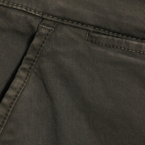 Shorts Bermuda Décontractés en Twill pour Hommes, Coton Uni Extensible et Confortable pour l'Été, Écologiques, Marque Privée, Vente en Gros Disponible - Product Image 3