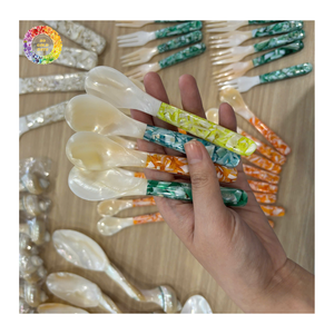 Proveedor de Cucharas de Nácar, Vajilla Premium Hecha a Mano, Cuchara de Nácar, Cuchara para Caviar, Plato de Nácar - Product Image 1