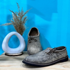 Chaussures en daim de chèvre bavarois, dessus en cuir durable, écologiques, confortables, semelle en caoutchouc souple, toutes saisons - Product Image 2