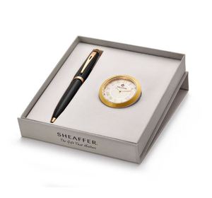 Juego de Regalo de Bolígrafo de Punta Redonda Cross Coventry con Acabado en Laca Negra y Cartera de Cuero para Unisex, Regalo Corporativo y Personal Premium - Product Image 1