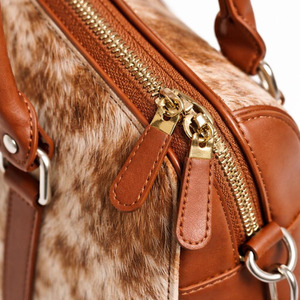 Bolsos de cuero genuino de vaca con pelo, venta al por mayor, proveedor OEM, marca personalizada, bolsos premium a bajo precio - Product Image 5