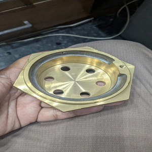 Raccord industriel en laiton poli Lucky Brass pour élément chauffant électrique, 2 pouces BSP avec 6 trous pour tuyau de 8,5 mm - Product Image 1