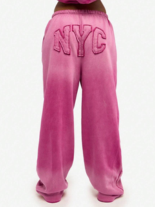 เสื้อฮู้ดผู้ชายสีชมพูแบบฟอกสี ปักโลโก้แบบแอพพลิเค งานปักลายสตรีทแวร์ ดีไซน์สั่งทำได้ ระบายอากาศได้ดี ความยาวเต็มตัว ประดับด้วยคริสตัล - Product Image 3