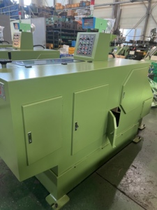 เครื่องจักรซีซีเอ็ม (ชางโช) รุ่น CH-400 เครื่องขึ้นรูปโลหะเย็น และเครื่องผลิตสลักเกลียวและอุปกรณ์ยึดความเร็วสูง 300 ชิ้น/นาที - Product Image 5