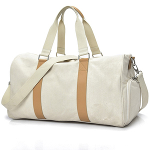 Bolsa de Lona Impermeable de Cuero Genuino de Alta Calidad Personalizada R.W INTERNATIONAL para Hombre y Mujer, Gran Capacidad de 50-70L, Transpirable - Product Image 5