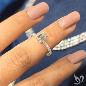 Anillo de compromiso con diamante de 1 quilate, corte esmeralda, cultivado en laboratorio, certificado por IGI, oro sólido de 10k, con detalles solitarios. - Product Image 5