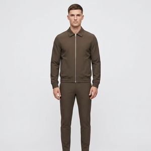 Traje de entrenamiento deportivo de invierno personalizado al por mayor, diseño de cremallera completa, transpirable, ecológico, para EE. UU. - Product Image 2