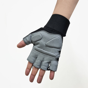 Gants de fitness directement de l'usine avec paume en silicone pour les séances d'entraînement professionnelles en salle de sport, gants d'entraînement à marque privée - Product Image 5