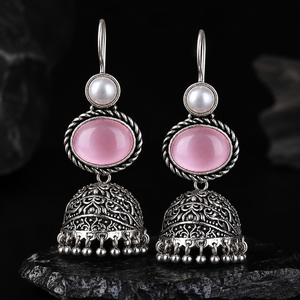 Pendientes de Campana Tribales Oxidados con Piedra Ovalada Rosa Monalisa |   Joyería india vintage hecha a mano |   Pendientes de estilo bohemio para festivales - Product Image 6