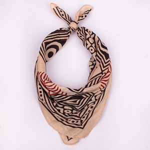 Nuevo pañuelo cuadrado de algodón con estampado Bagru, accesorio multifuncional estilo bohemio chic para primavera y otoño - Product Image 3