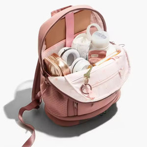 กระเป๋าเป้เดินทางน้ำหนักเบาปรับได้อเนกประสงค์ พร้อมช่องใส่เสื่อโยคะและรองเท้าแบบกำหนดเองสำหรับอุปกรณ์ออกกำลังกาย - Product Image 6