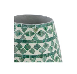 Vase de table artisanal en nacre avec motif géométrique vert en mosaïque, style méditerranéen, finition brillante, forme ronde pour arrangements floraux - Product Image 3