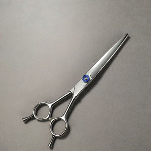 Tijeras de Peluquería Profesionales de Acero Inoxidable para Diestros, Hoja Afilada, Punta Pulida a Espejo, Mango Desplazado, Estilo Japonés - Product Image 1