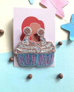 Pendientes de cuentas de estilo moderno con diseño de corazón, multicolor, para mujeres y niñas, de la India. - Product Image 4