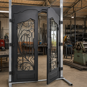 Porte de sécurité double en acier sur mesure avec détails en fer forgé à la main pour entrées sécurisées, maisons de luxe et un attrait intemporel – Disponible dès maintenant - Product Image 3