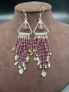 ต่างหูห่วงประดับพู่สไตล์โบฮีเมียน Amaira Jewels สำหรับผู้หญิง ชุบทอง โลหะผสม มุกเทียม เครื่องประดับงานแต่งงาน สไตล์ชาติพันธุ์ ทันสมัย - Product Image 4