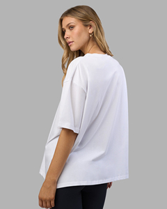 เสื้อยืดไหมพรมทรงโอเวอร์ไซส์สไตล์วินเทจสำหรับผู้หญิง สตรีทแวร์แนวฮิปฮอป ลุคสบายๆ แบบหลวมๆ - Product Image 2