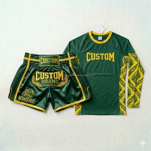 Ensemble short et rashguard personnalisé Muay Thai, short de compression BJJ par sublimation OEM, vêtements de grappling MMA pour la gym, fournisseur en gros à faible MOQ - Product Image 3