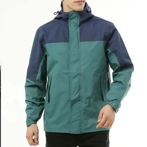 Veste de pluie imperméable à capuche pour homme, style décontracté, avec blocs de couleur, fermeture éclair, vêtement d'extérieur pour l'automne, vert et bleu, coupe classique - Product Image 1