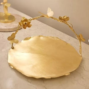 Bandeja Decorativa Rectangular Plateada con Asas de Madera y Aluminio, de Alta Demanda y Tendencia - Product Image 6