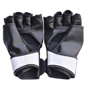 Gants de MMA personnalisés, gants d'entraînement et de sparring en cuir PU, gants de grappling pour la boxe, le Muay Thai, les combats UFC, la gym et la remise en forme - Product Image 4