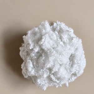 Fibre de polyester creuse recyclée blanche, ignifuge, matière de rembourrage douce, certifiée GRS, 51 mm, 6D - Product Image 1