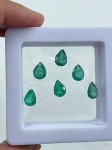 Esmeralda Zambiana Verde Natural de la Mejor Calidad, Corte Pera, 5.55 Quilates, 6x8MM, 6 Piezas, Lote de Colgantes - Product Image 4
