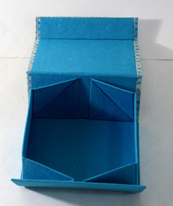 Custom Designed Recycled Lace Paper Folding Gift Packaging <b>Box</b> Handmade Cardboard With Magnet Closure - Product Image 3