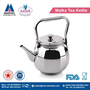 กาต้มน้ำชาสแตนเลสพร้อมฝาปิด ด้ามจับตามหลักสรีรศาสตร์ วัสดุโลหะ - Product Image 3
