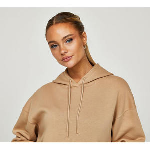 Sudadera con Capucha Beige Personalizada para Mujer, Estilo Oversize, Informal, con Bolsillo Canguro, Prenda de Moda - Product Image 5
