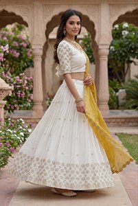 White Lehenga Choli With <b>Dupatta</b> Floral Embroidered <b>Net</b> Skirt Blouse Set Wedding Party Wear for Women - Product Image 3