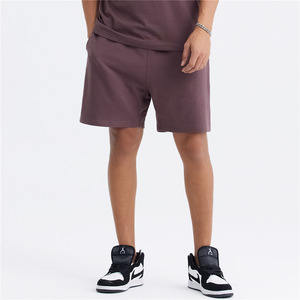 Shorts basiques tendance en pur coton, décontractés, en molleton français, avec cordon de serrage pour hommes - Product Image 3